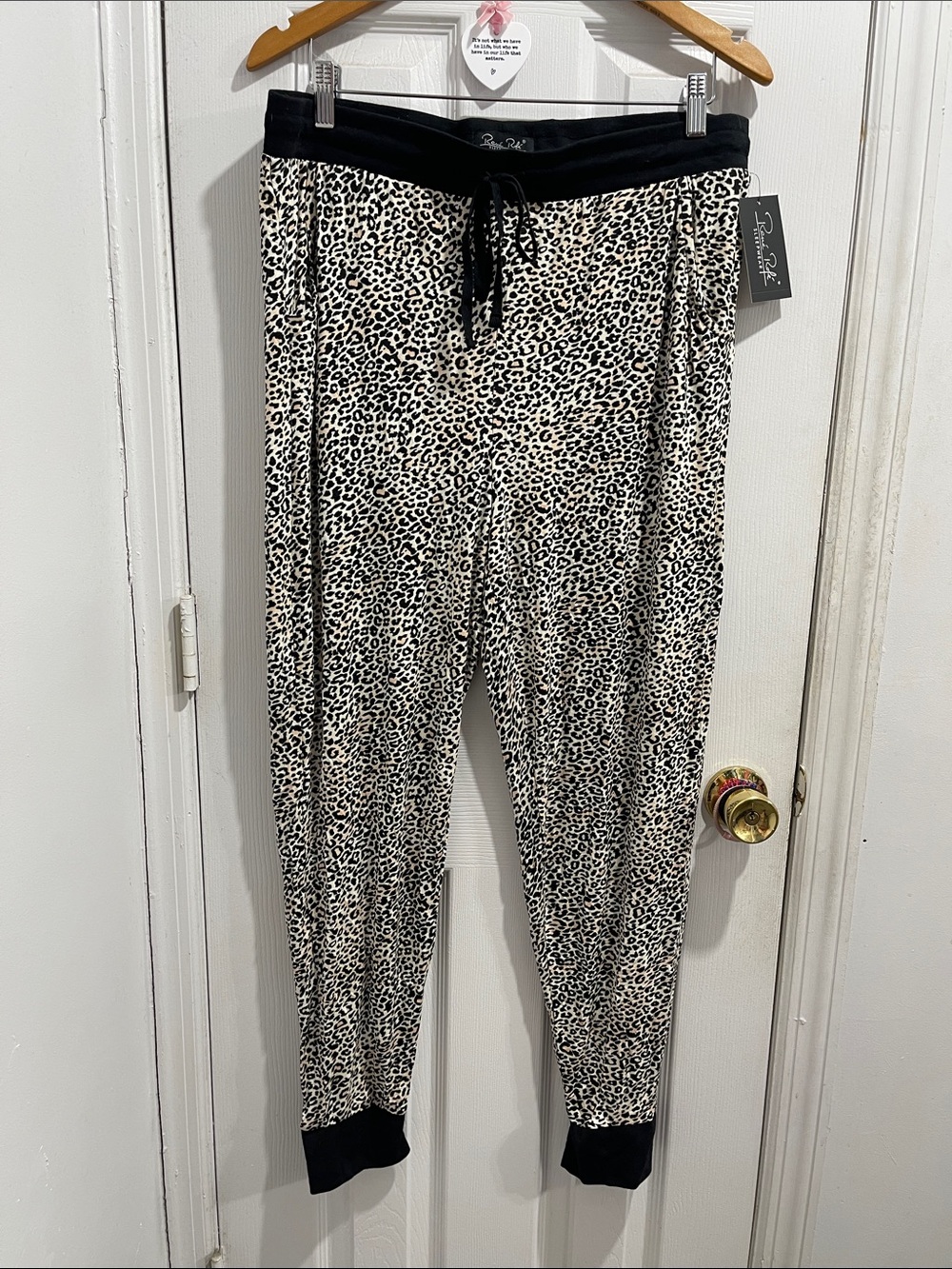 Rene Rofe - Women’s Leopard Print Pajama Pants Size 1X
